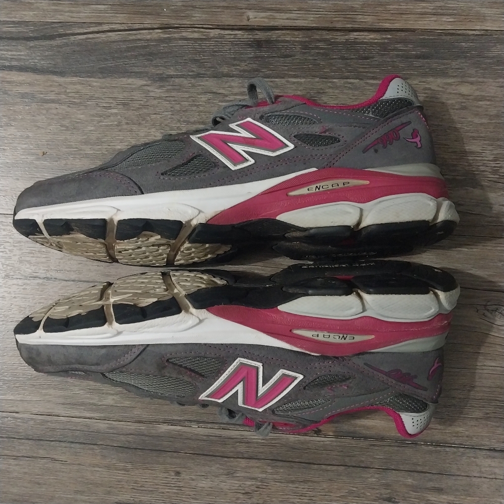 New Balance Susan Komen Breast Cancer Gray Pink Sneakers Size 9.5 Womens Running